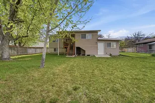 9882 S 610 E, Sandy, UT 84070 - Photo 35