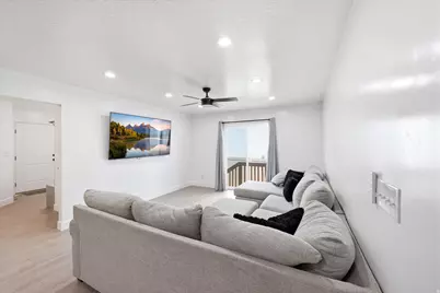 1539 S Sageberry Dr, Santaquin, UT 84655 - Photo 9