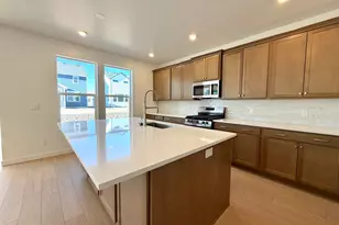 3025 N Summer Wood Dr, Eagle Mountain, UT 84005 - Photo 3