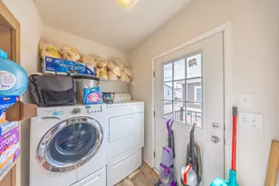 1700 W 2700 N, Pleasant View, UT 84404 - Photo 25