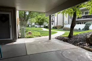 5389 S Waterbury Dr E, Murray, UT 84121 - Photo 3