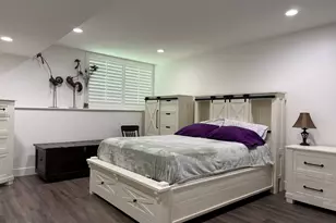 5389 S Waterbury Dr E, Murray, UT 84121 - Photo 7