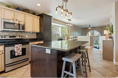 548 N 990 E, Pleasant Grove, UT 84062 - Photo 3