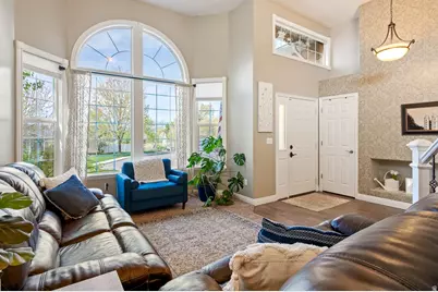 548 N 990 E, Pleasant Grove, UT 84062 - Photo 9