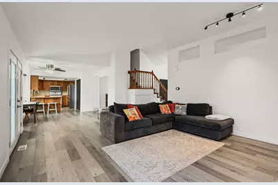973 S Via La Costa Way, Kaysville, UT 84037 - Photo 9