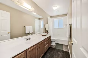 397 S 675 E, Hyrum, UT 84319 - Photo 17