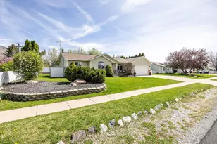 397 S 675 E, Hyrum, UT 84319 - Photo 33