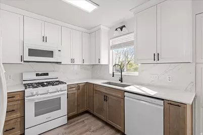 683 Country Dr, Stansbury Park, UT 84074 - Photo 9