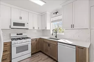 683 Country Dr, Stansbury Park, UT 84074 - Photo 9