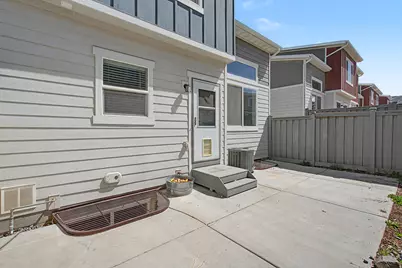 7109 N Mountain Field Dr, Eagle Mountain, UT 84005 - Photo 19