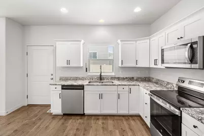 7109 N Mountain Field Dr, Eagle Mountain, UT 84005 - Photo 3