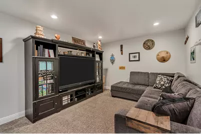 1041 E 30 S, Hyrum, UT 84319 - Photo 13