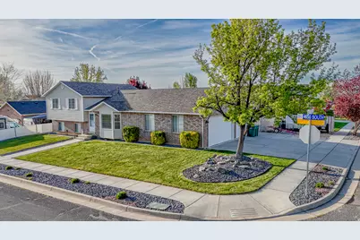 3004 W 4650 S, Roy, UT 84067 - Photo 3