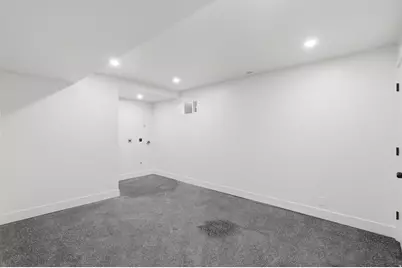 8570 S 440 E, Sandy, UT 84070 - Photo 17