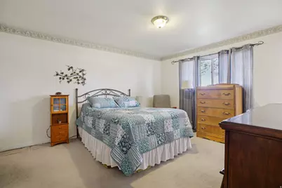 8041 S Bueno Vista Dr W, West Jordan, UT 84088 - Photo 17