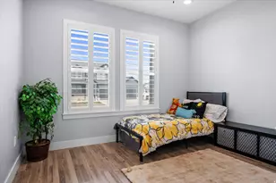 206 E Mount Emmons Dr, Eagle Mountain, UT 84005 - Photo 23