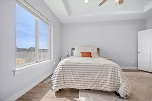 206 E Mount Emmons Dr, Eagle Mountain, UT 84005 - Photo 15