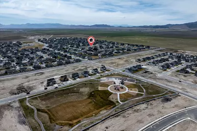 206 E Mount Emmons Dr #1438, Eagle Mountain, UT 84005 - Photo 59