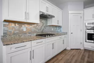 206 E Mount Emmons Dr, Eagle Mountain, UT 84005 - Photo 9