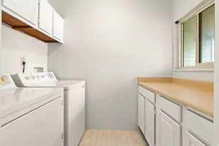 1145 E Brickyard Rd S, Salt Lake City, UT 84106 - Photo 23