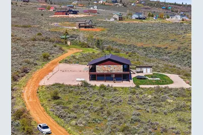 427 W Grouse Cir, Garden City, UT 84028 - Photo 5