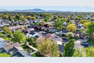 634 N 1300 W, Clinton, UT 84015 - Photo 27