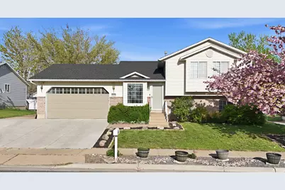 634 N 1300 W, Clinton, UT 84015 - Photo 1