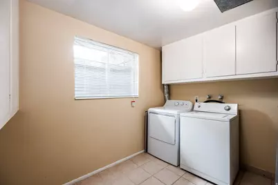 2651 E 2100 S, Salt Lake City, UT 84109 - Photo 17