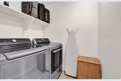 3078 N Bend Ln E, Layton, UT 84040 - Photo 23