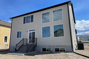 382 W Sapphire Dr, Tooele, UT 84074 - Photo 3