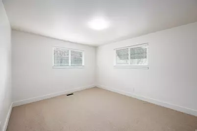 2025 S Broadmoor St, Salt Lake City, UT 84108 - Photo 15