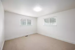 2025 S Broadmoor St, Salt Lake City, UT 84108 - Photo 15