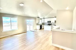 2348 E Sego Lily Dr, Eagle Mountain, UT 84005 - Photo 3