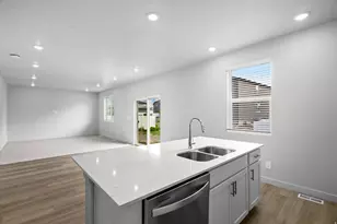 3414 N Hannah St, Eagle Mountain, UT 84005 - Photo 17