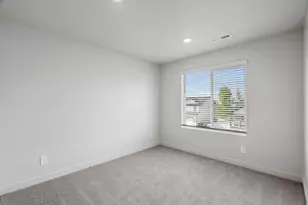 3414 N Hannah St, Eagle Mountain, UT 84005 - Photo 9