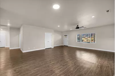 157 W 200 S, Ivins, UT 84738 - Photo 17