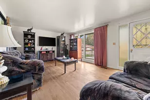 922 E 225 N, Layton, UT 84041 - Photo 5