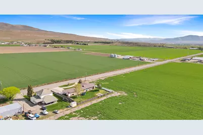 9365 W 11200 N, Tremonton, UT 84337 - Photo 31