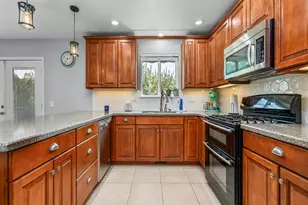 523 Mountain Rd, Centerville, UT 84014 - Photo 7