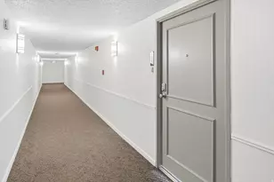 241 N Vine St, Salt Lake City, UT 84103 - Photo 7