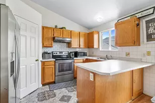 2971 S Tolman Crest Way, West Valley, UT 84119 - Photo 7