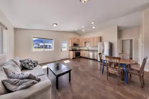 69 N Mt Peale Dr, Moab, UT 84532 - Photo 3