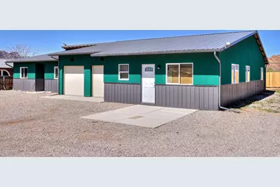 69 N Mount Peale Dr, Moab, UT 84532 - Photo 21