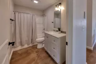 71 N Mt Peale Dr, Moab, UT 84532 - Photo 11