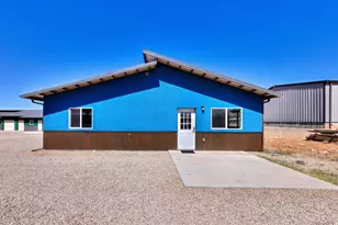 71 N Mt Peale Dr, Moab, UT 84532 - Photo 25