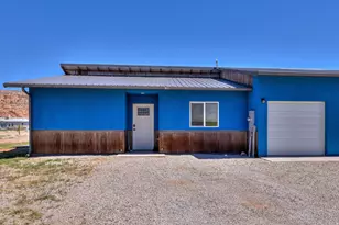 71 N Mt Peale Dr, Moab, UT 84532 - Photo 23