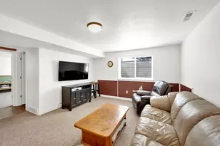 543 E 2300 N, North Ogden, UT 84414 - Photo 17