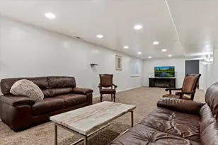 4828 S Brown Villa Cv, Salt Lake City, UT 84123 - Photo 41