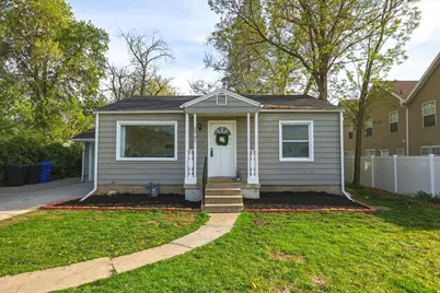 270 E 400 N, Bountiful, UT 84010 - Photo 3