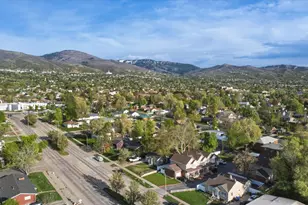 270 E 400 N, Bountiful, UT 84010 - Photo 43